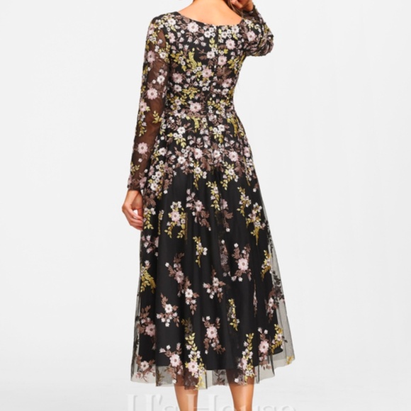 Cocktail dress - Picture 1 of 7